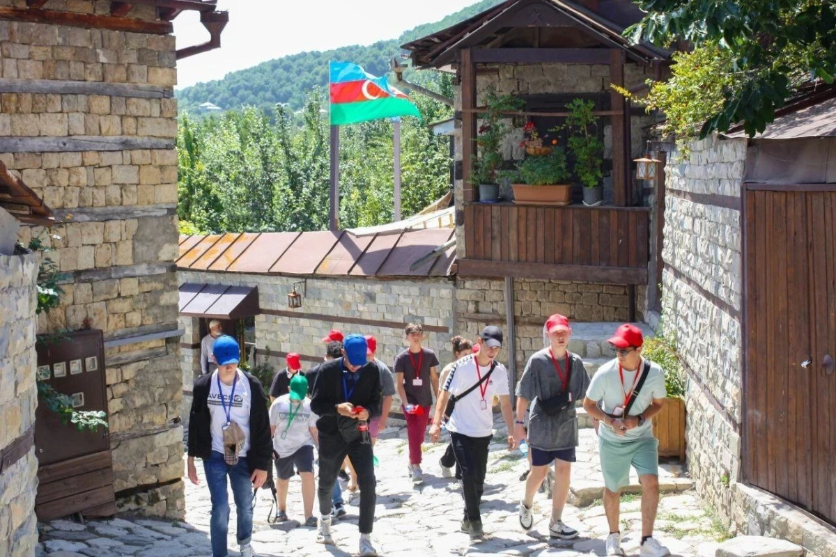Прибывшие в Азербайджан украинские дети побывали в Габале-ФОТО