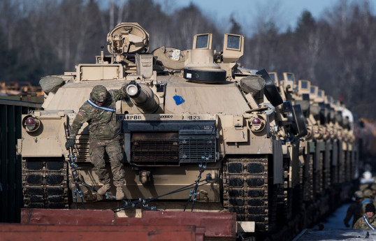 США одобрили отправку в Украину первой партии танков Abrams