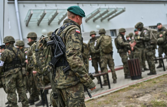 Польша размещает на границе с Беларусью 10 тысяч военных
