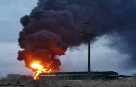 Взрывы на нефтяном месторождении в РФ: есть погибшие и раненые