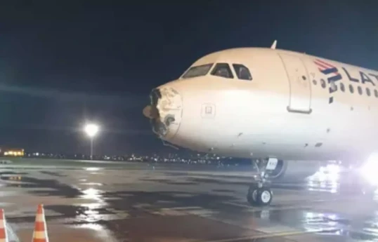 Пилот самолета авиакомпании Latam умер во время рейса - ДЕТАЛИ 