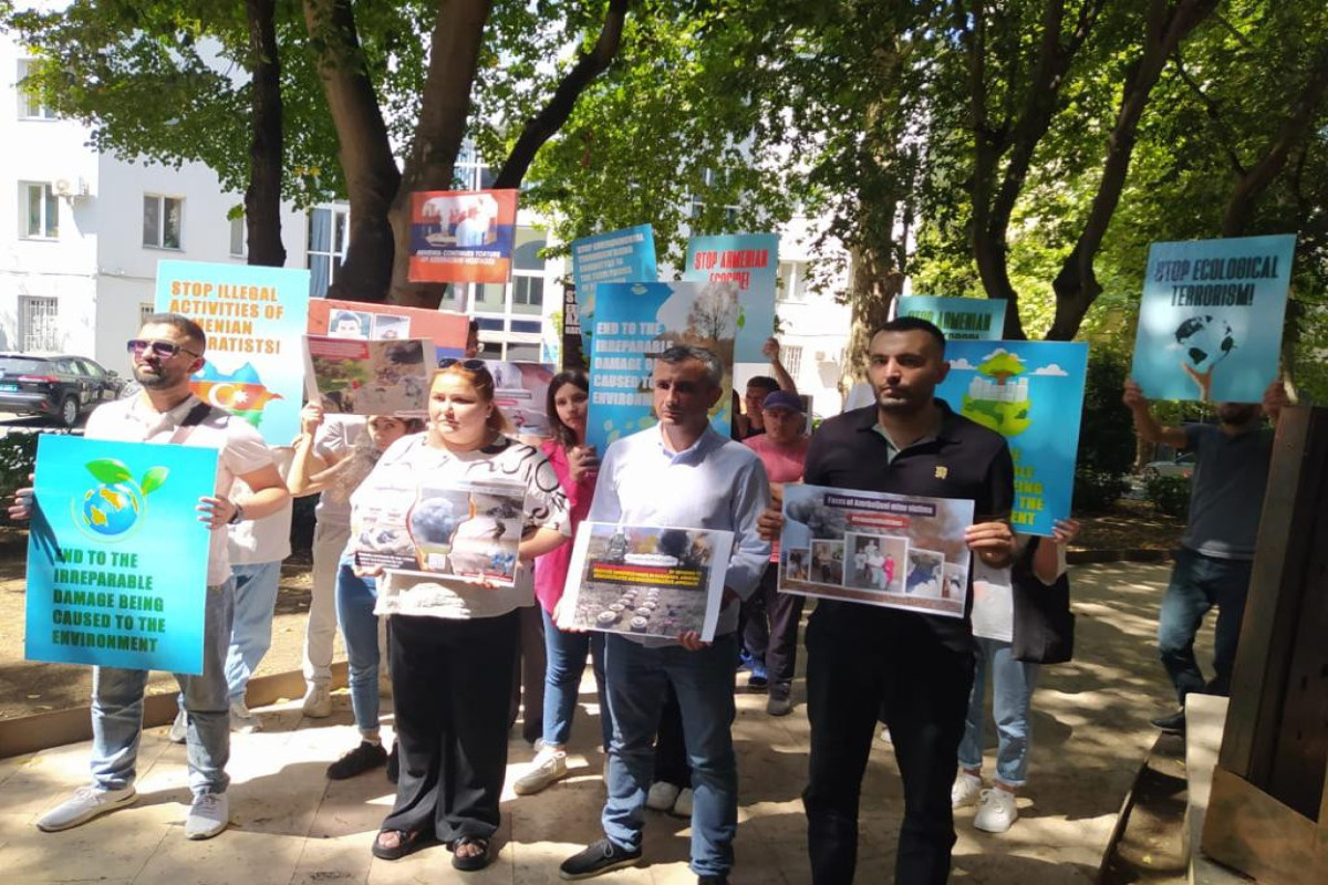 Азербайджанская община Грузии провела акцию протеста перед офисом ООН в Тбилиси-ФОТО 