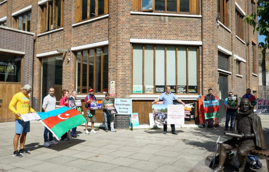 Азербайджанская община провела в Лондоне акцию протеста -ФОТО 