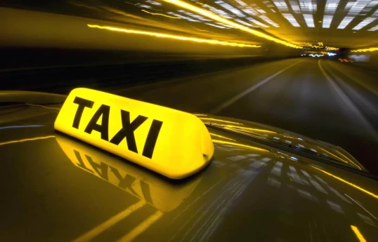 В Азербайджане утверждены новые пошлины в связи с деятельностью такси - ТАБЛИЦА 