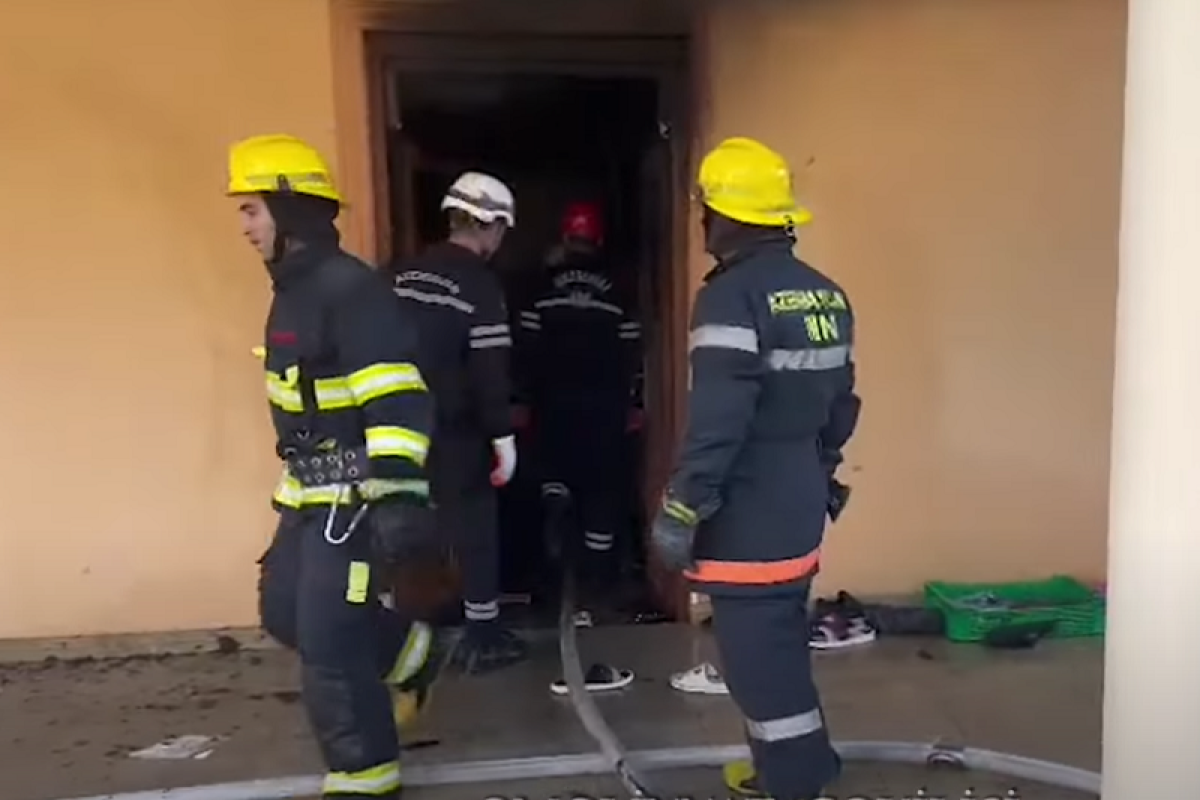 В Баку произошел взрыв в частном доме, есть пострадавшие-ВИДЕО 