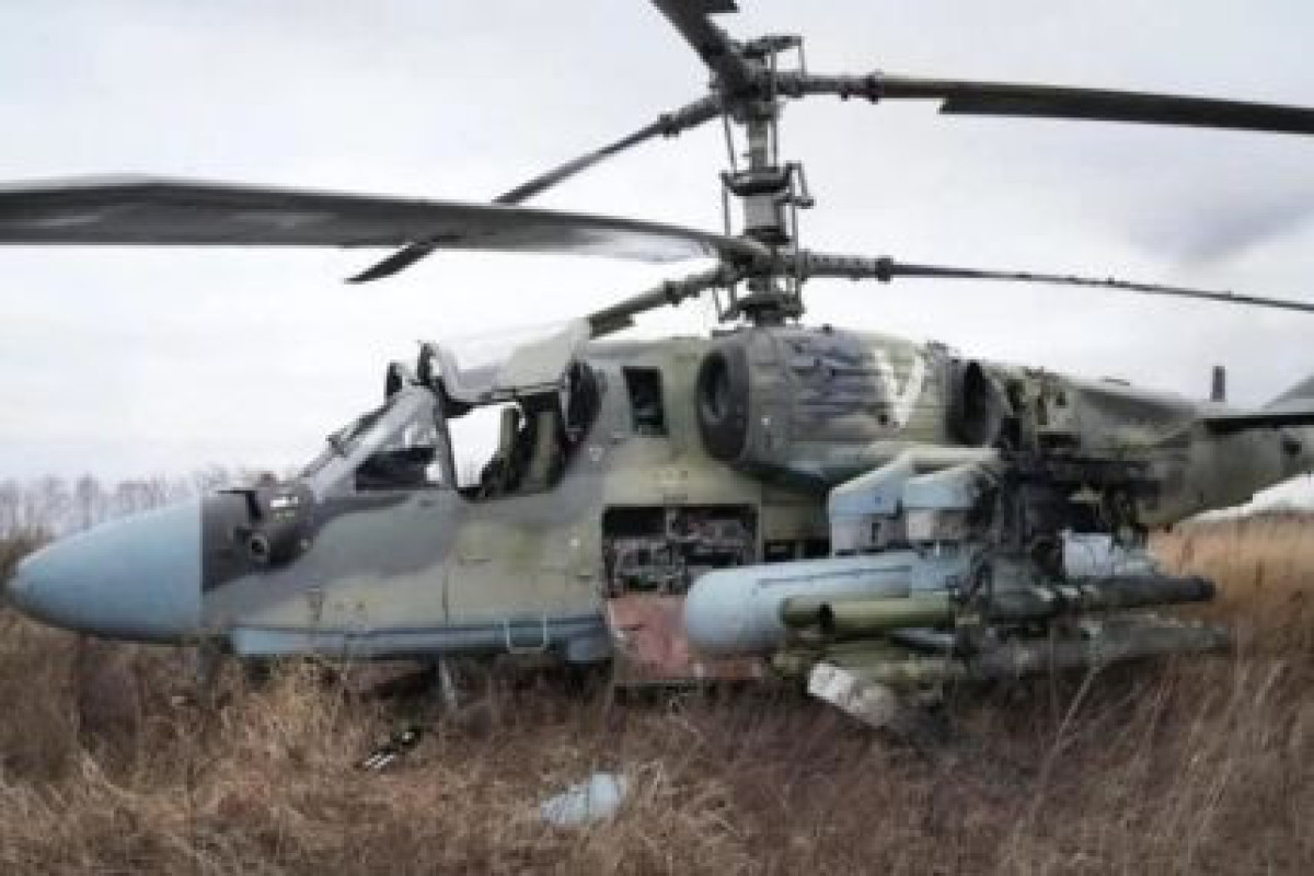 Экипаж российского вертолета в полном составе сдался ВС Украины