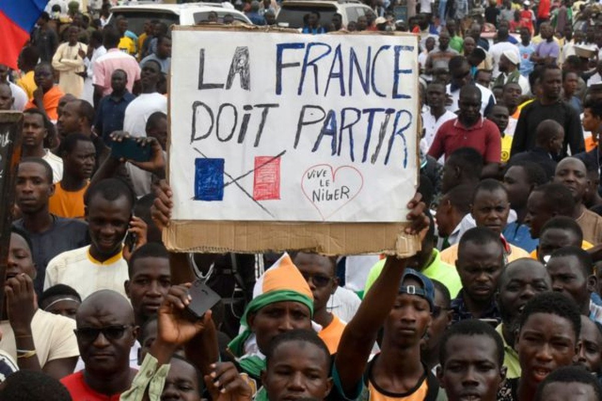 Во французском ОДКБ не все так гладко: Франция теряет Нигер