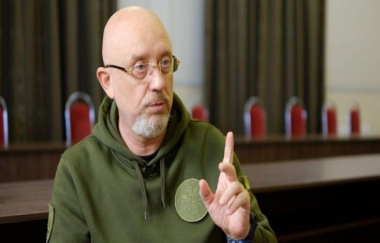 Скандал вокруг курток для ВСУ набирает обороты - Резников предложил пари 