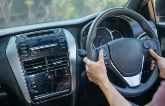 В Казахстане могут запретить ввоз праворульных авто