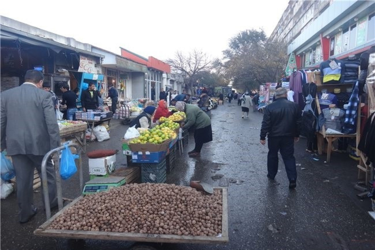 В ИВ Низаминского района опровергли информацию о закрытии рынка «Торговый центр 8-й км» 