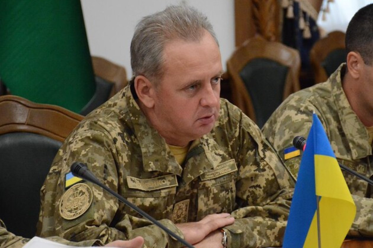 Экс-глава Генштаба ВСУ посоветовал Украине перейти в оборону и переформатировать фронт
