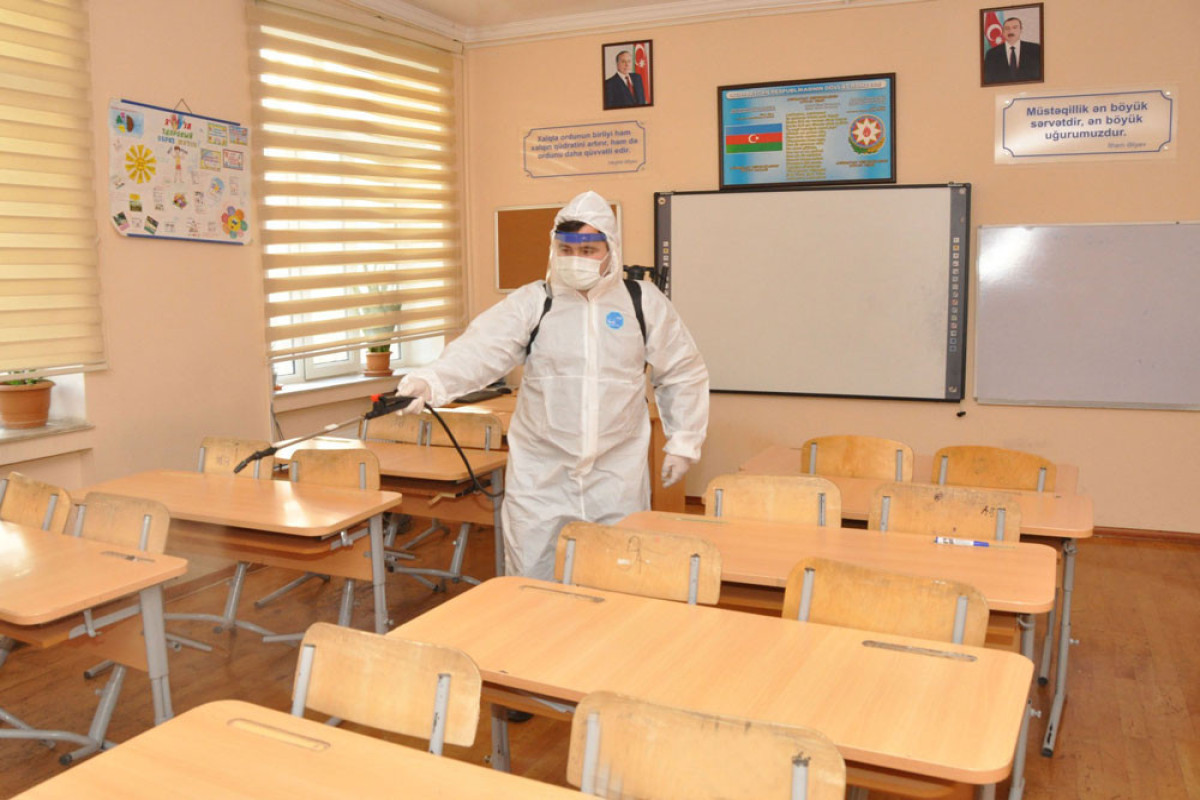 В бакинских школах проводится дезинфекция против кори
