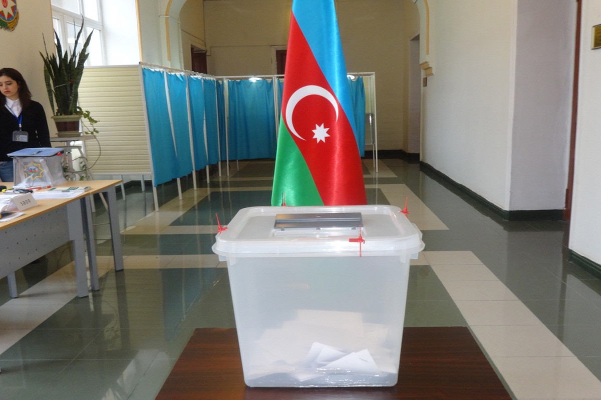 В Азербайджане стартовал процесс выдвижения кандидатов в президенты