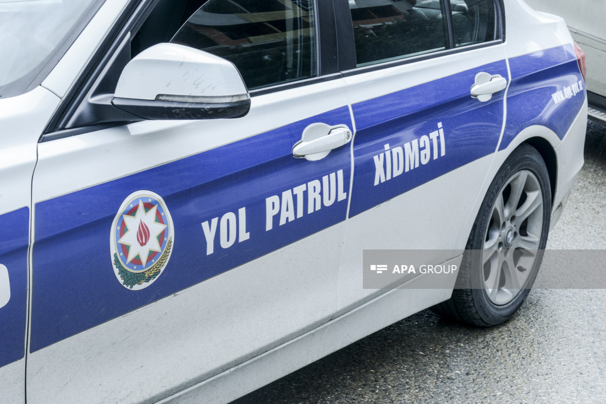 Дорожная полиция Азербайджана призвала водителей и пешеходов к осторожности