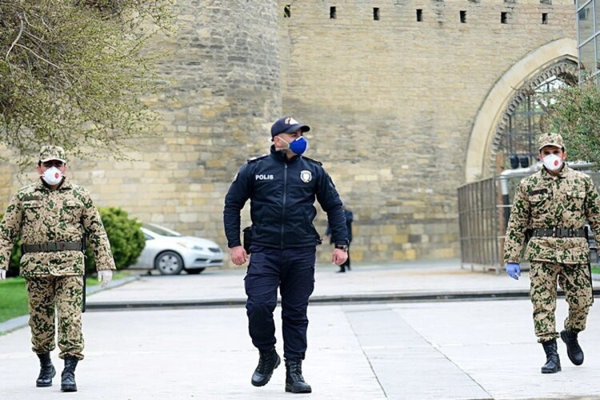 В Азербайджане вновь продлили карантинный режим