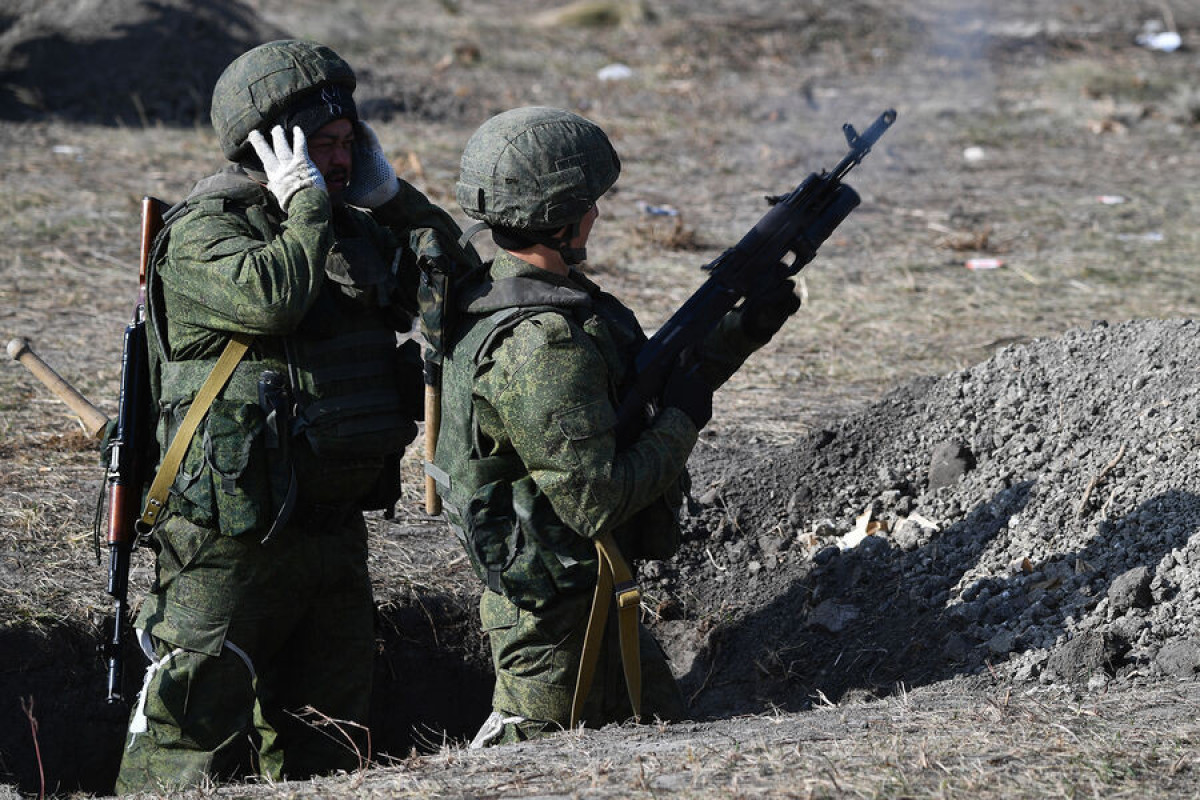 Два солдата из России и Украины 10 дней помогали друг другу выжить