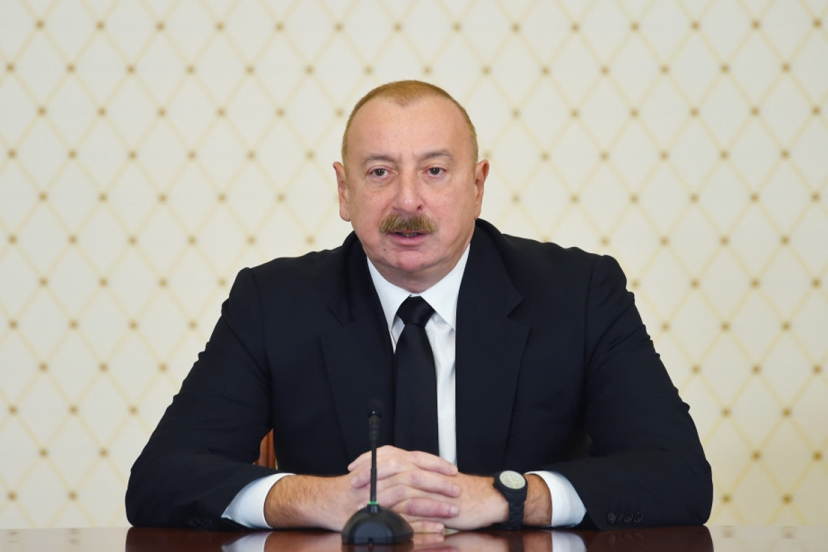 Ильхам Алиев: Ряд политических лидеров во Франции стараются быть больше армянами, чем сами армяне