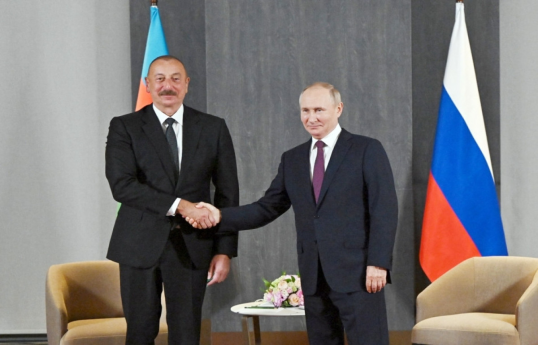 Путин поздравил Президента Ильхама Алиева