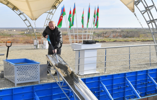 Заложен фундамент села Салахлы Кенгерли Агдамского района