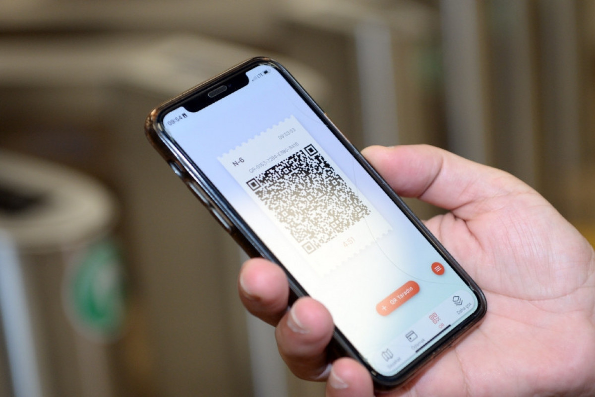 На станциях бакинского метрополитена проезд можно оплатить с помощью QR-кода