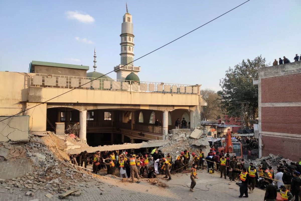 Стали известны подробности об устроившем взрыв в пакистанской мечети