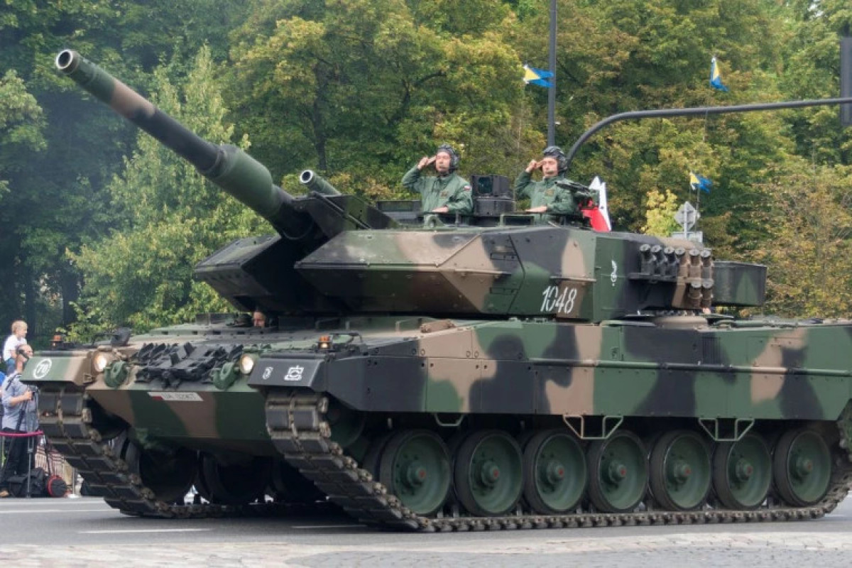 Польша начала процесс обучения украинских солдат обслуживанию современных танков - Мариуш БЛАЩАК