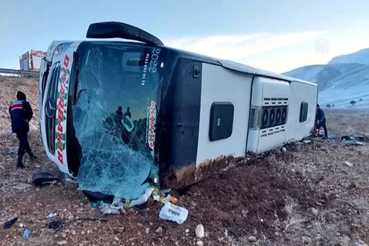 В Турции разбился автобус, 8 человек погибли, 35 человек пострадали