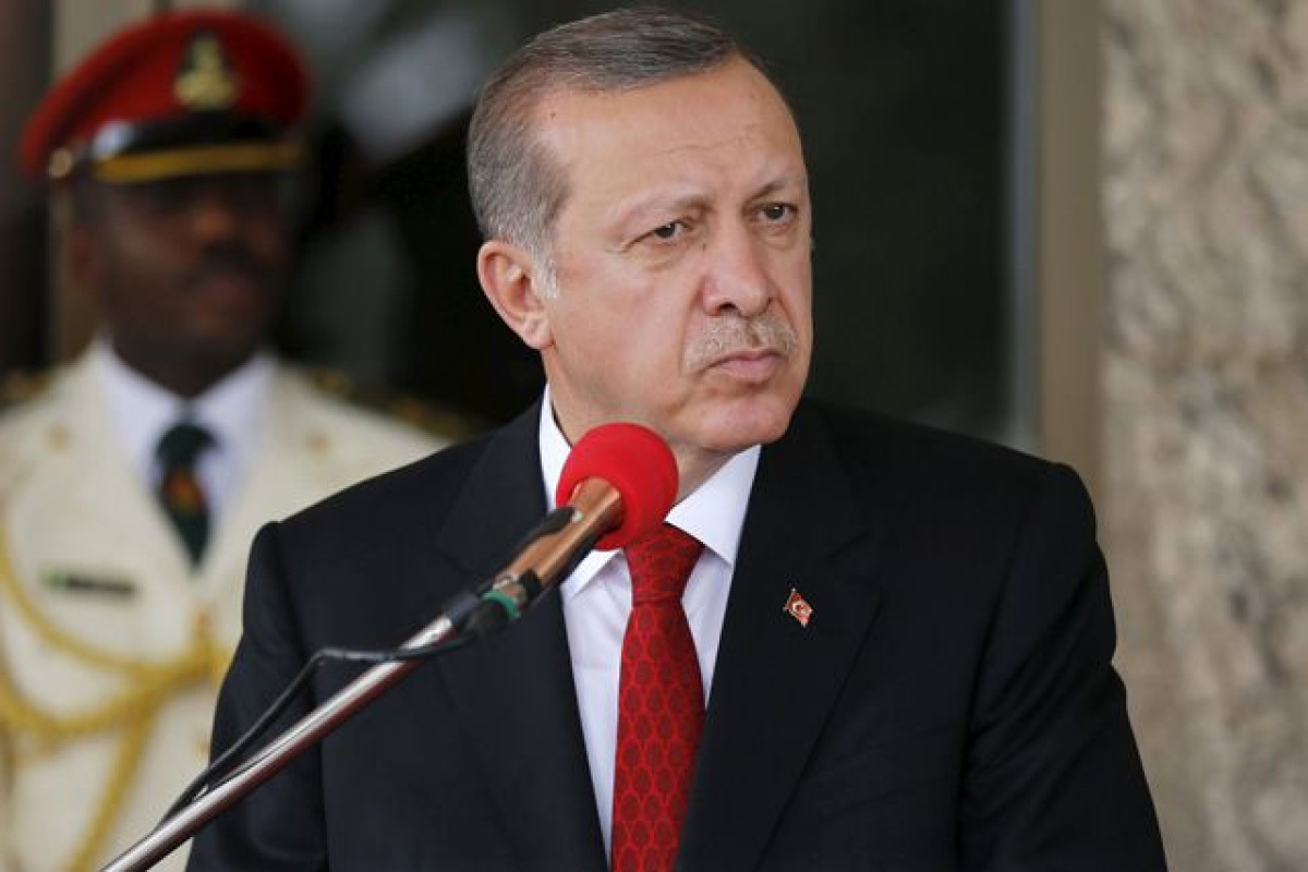 Президент Турции: В Турции при землетрясении погибли 912 человек