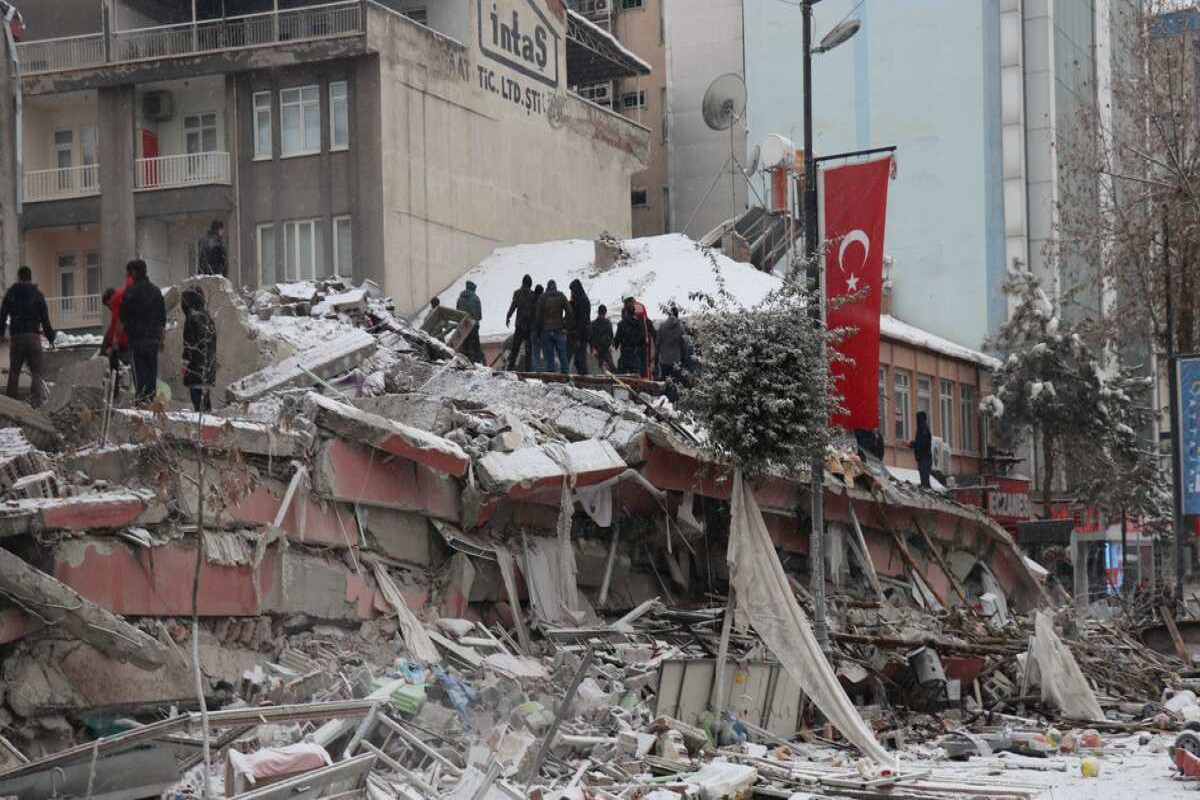 Сейсмолог оценил вероятность повторения мощного землетрясения в Турции