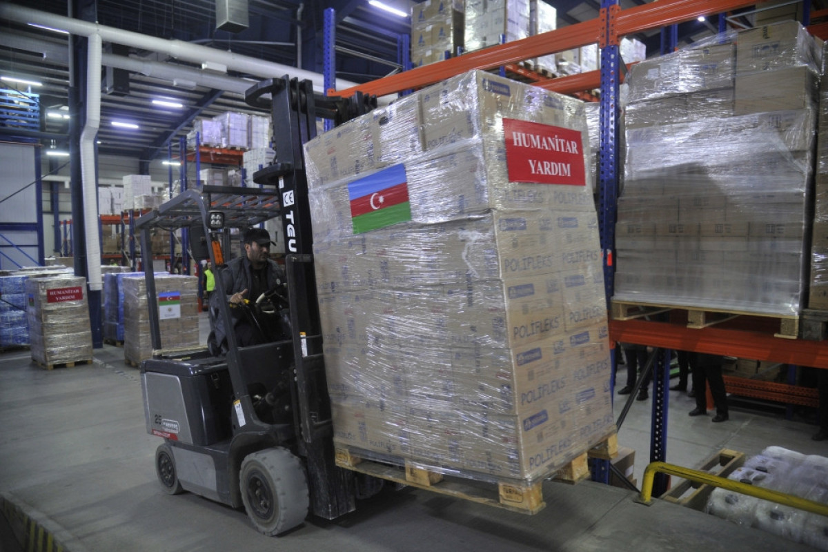 Фонд Гейдара Алиева направил гуманитарную помощь в Турцию-ФОТО 