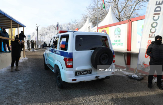 По дороге Лачин-Ханкенди беспрепятственно проехали автомобили РМК