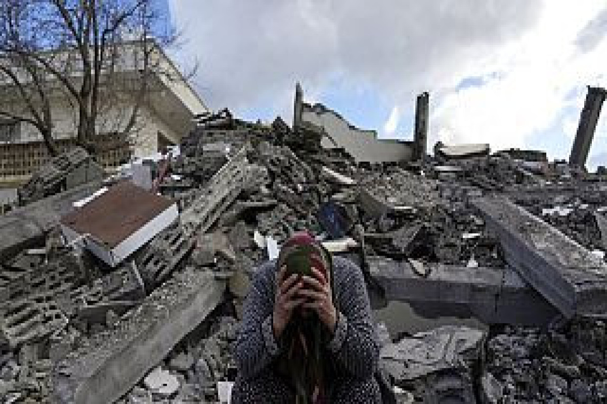 Западные звезды призвали оказать помощь пострадавшим от землетрясения в Турции