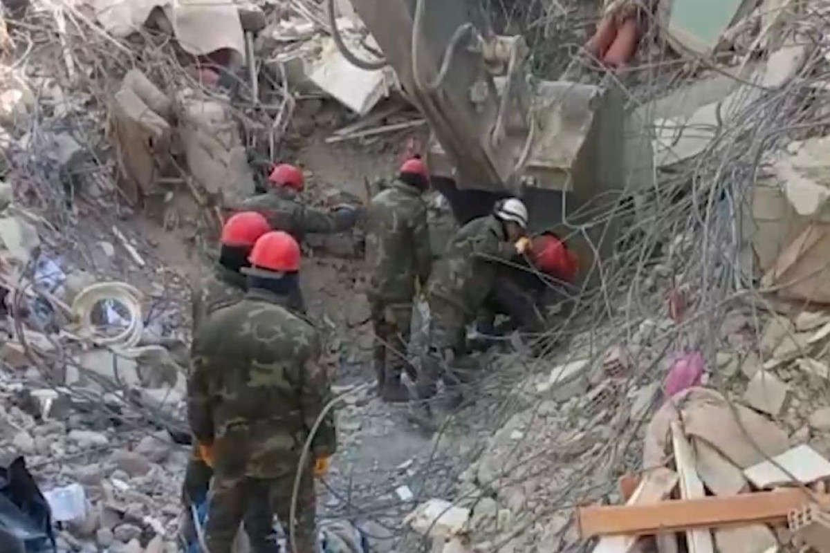 Спасатели МЧС Азербайджана извлекли из-под обломков в Кахраманмараше 53 человека, 729 тел-ВИДЕО 