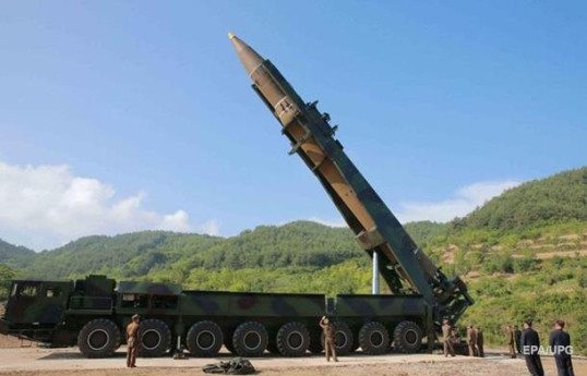 Северная Корея запустила межконтинентальную баллистическую ракету