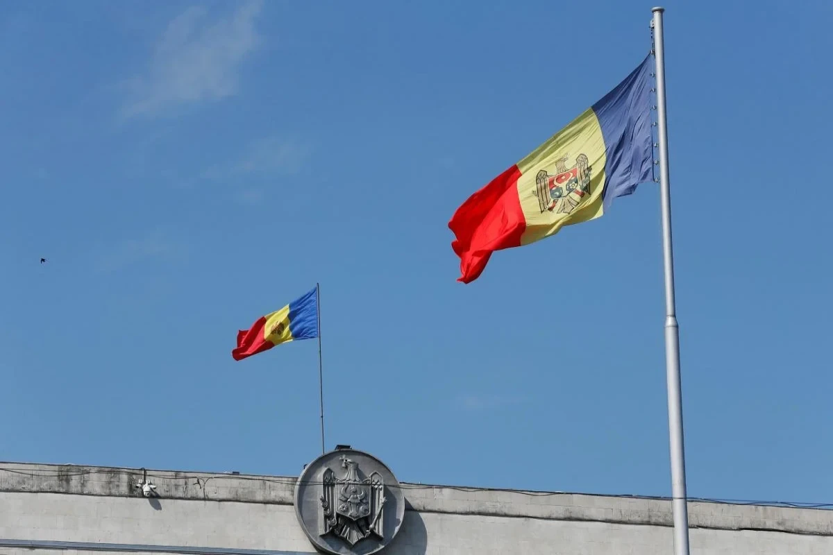 Новый премьер Молдовы: Российские войска с левого берега Днестра необходимо вывести
