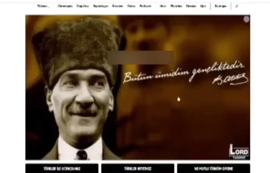 На сайте Charlie Hebdo появился портрет Ататюрка и звучал турецкий военный марш -ВИДЕО 