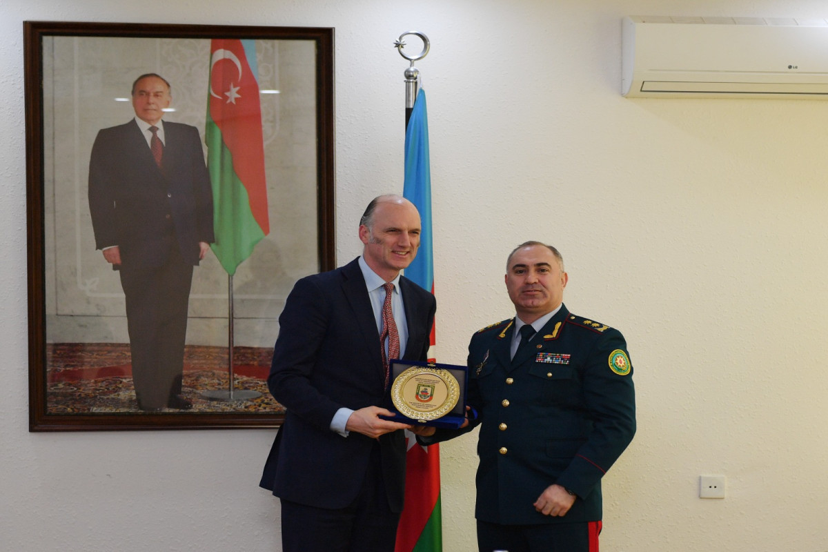 Азербайджан и Великобритания обсудили пограничную безопасность-ФОТО 