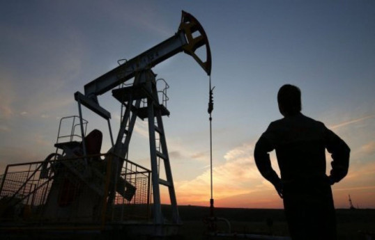 Нефть марки Azeri Light незначительно подорожала