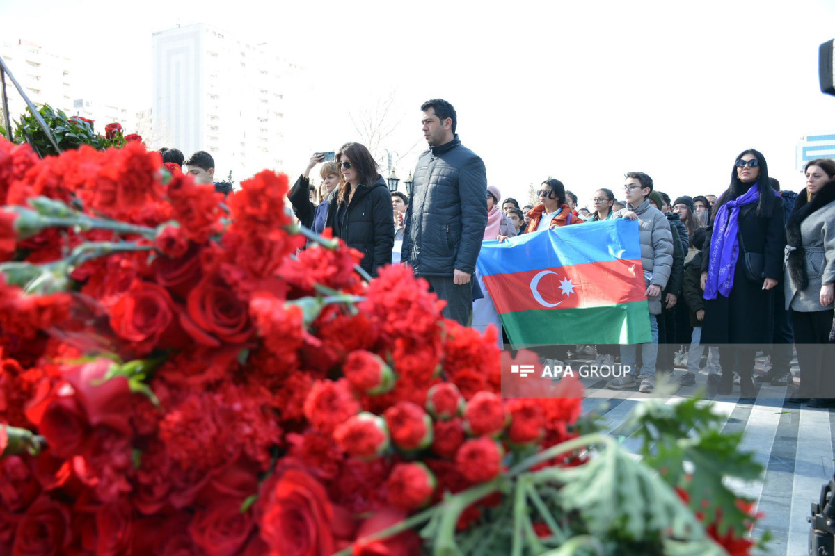 Азербайджанский народ чтит память жертв Ходжалинского геноцида -ФОТО 