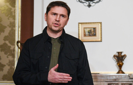 Подоляк пригрозил КНР агрессивной реакцией в случае поставки военной техники РФ