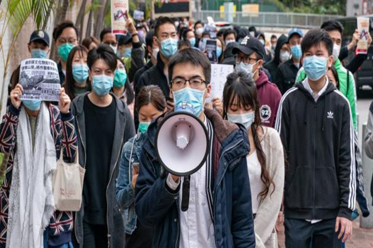 Гонконг отменяет обязательное ношение масок