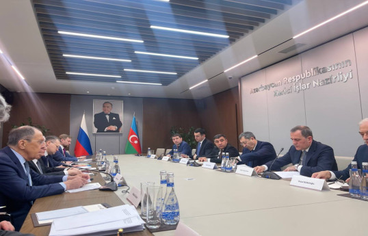 Началась встреча глав МИД Азербайджана и России в расширенном составе -ФОТО 