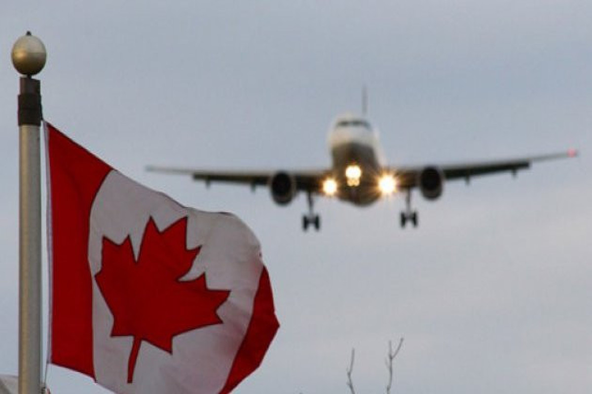 Канада возобновляет COVID-ограничения для приезжих из этих стран...