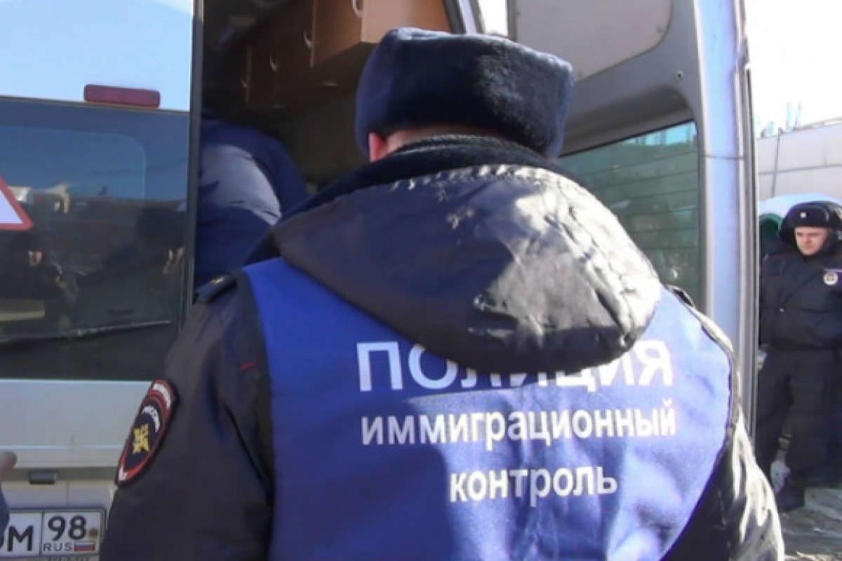 В новогоднюю ночь в полицию Петербурга было доставлено около 2 тыс. мигрантов
