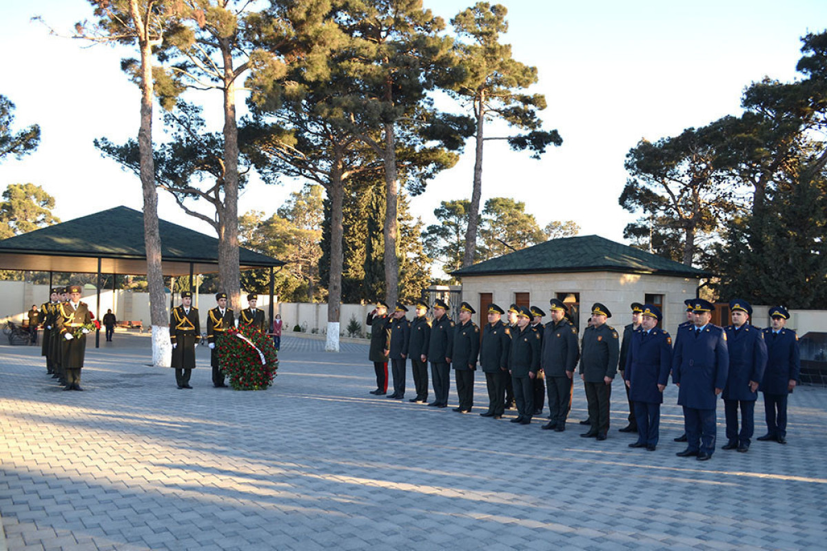 В Азербайджане почтили память Национального героя генерал-майора Полада Гашимова-ФОТО 