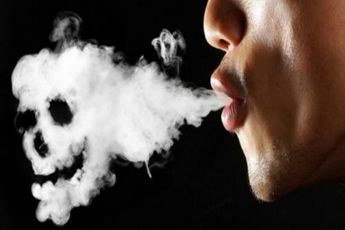 Нарколог объяснил усиление желания курить в состоянии алкогольного опьянения