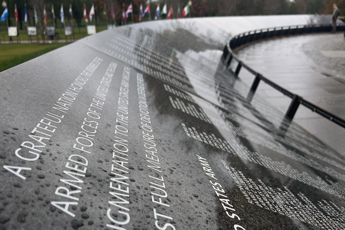 В США нашли тысячу ошибок на стене памяти ветеранов Корейской войны