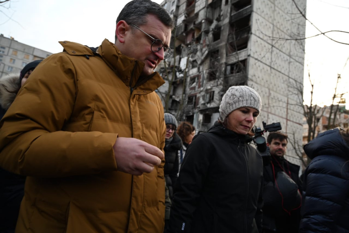 Глава МИД Германии посетила Харьков и пообещала Украине новые поставки оружия-ФОТО 