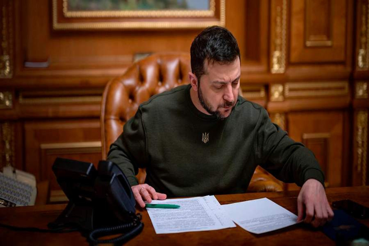 Зеленский лишил гражданства Украины Медведчука и еще трех депутатов