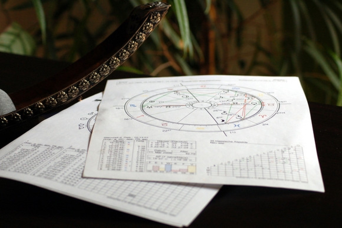 Астрологи пообещали трем знакам зодиака финансовую удачу в ближайшие дни